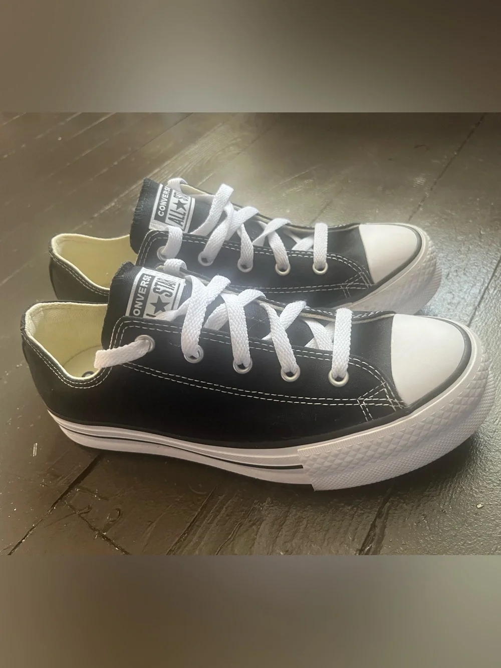 Converse All Stars Low Top Sneakers - Black & White